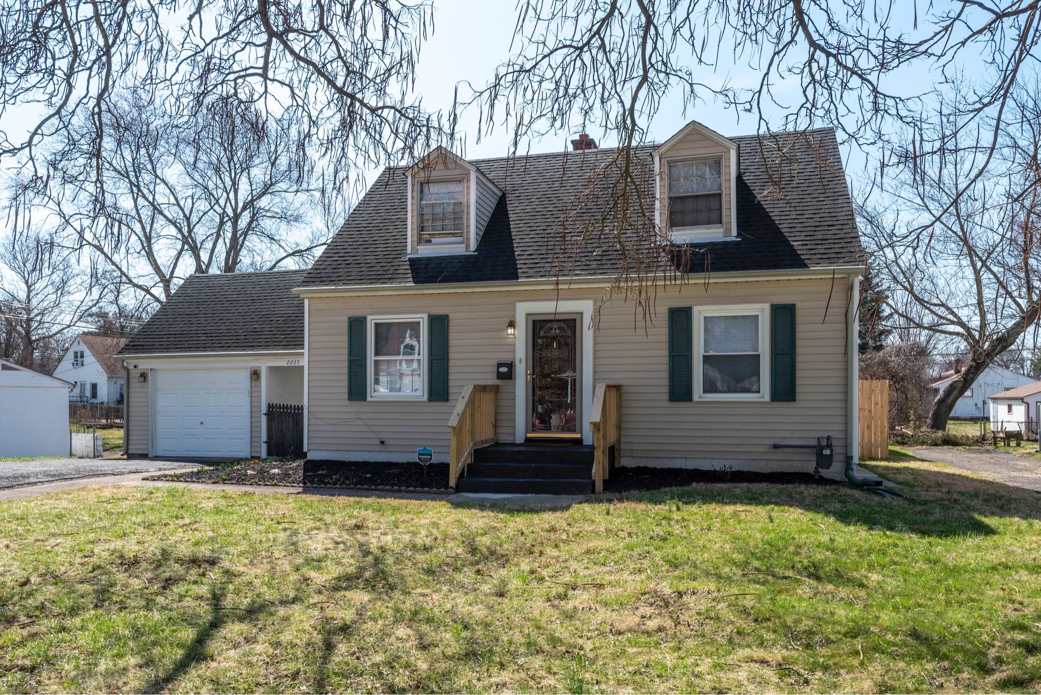 Property main image